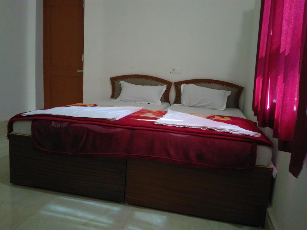 Rama Guest House Bodh Gaya Buitenkant foto