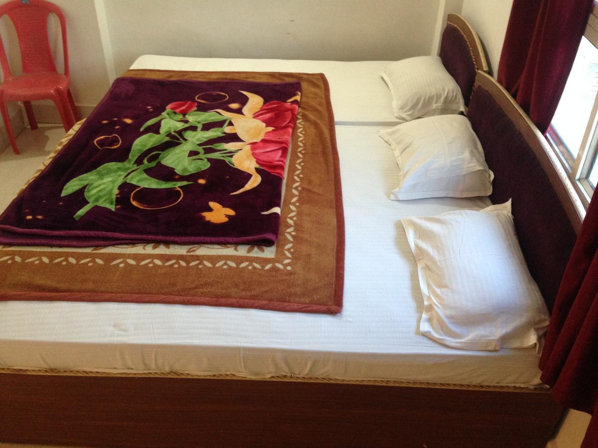 Rama Guest House Bodh Gaya Buitenkant foto